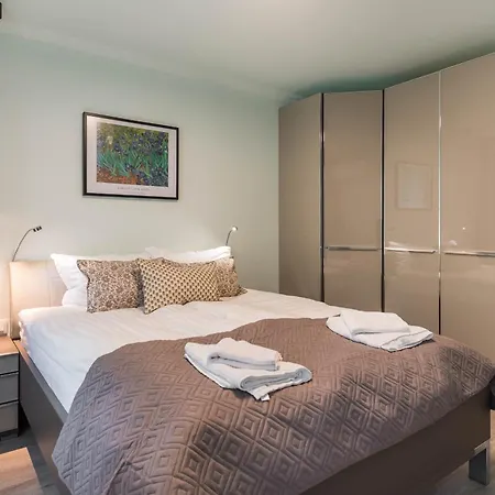 Apartment Paris Garden Boutique