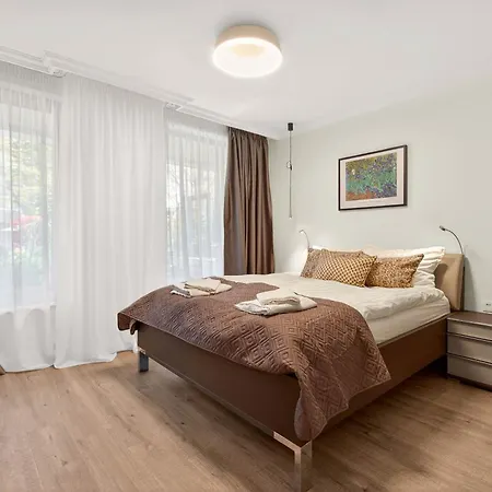 Paris Garden Boutique Apartment